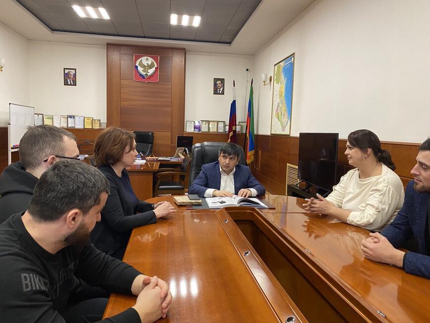 В Табасаранском районе обсудили реализацию проекта «Мост дружбы Сибирь - Северный Кавказ»