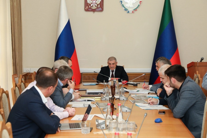 Ризван Газимагомедов провел заседание по внедрению интеллектуальной транспортной системы махачкалинской агломерации