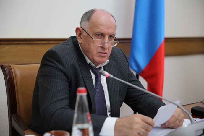 Вопросы установления тарифов в сфере ТКО обсудили под руководством Абдулмуслима Абдулмуслимова