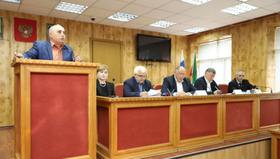 В дагестанском Кизляре обсудили ход весенних полевых работ