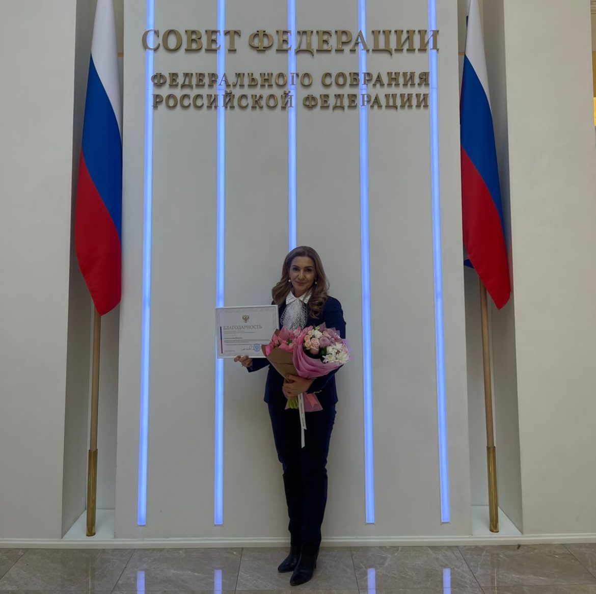 Зульгимар Тагибову наградили за большой вклад в развитие женского предпринимательства