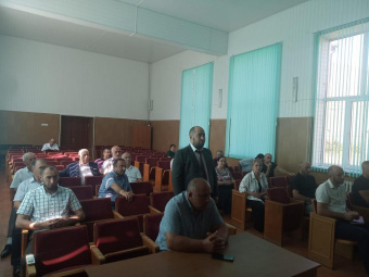 Вопросы по привлечению граждан на контрактную службу обсудили в Курахском районе