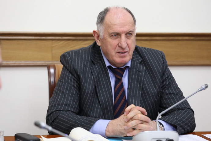 Абдулмуслим Абдулмуслимов прокомментировал беседу президента России с Сергеем Меликовым
