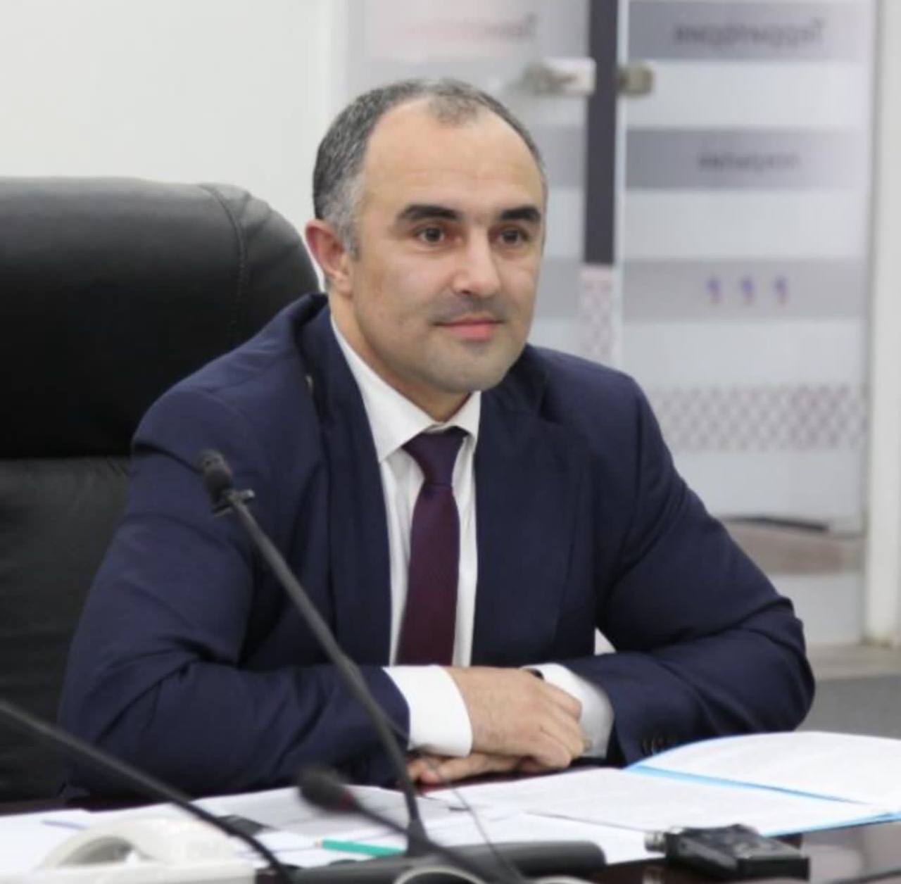 Юрий Гамзатов поздравил коллег с Днем радио