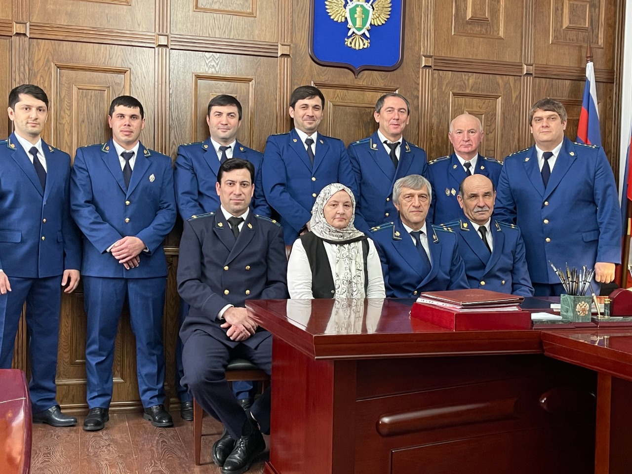 Служба во имя торжества закона и справедливости