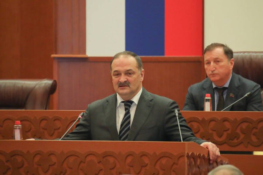 Сергей Меликов выступит с отчетом в Народном Собрании