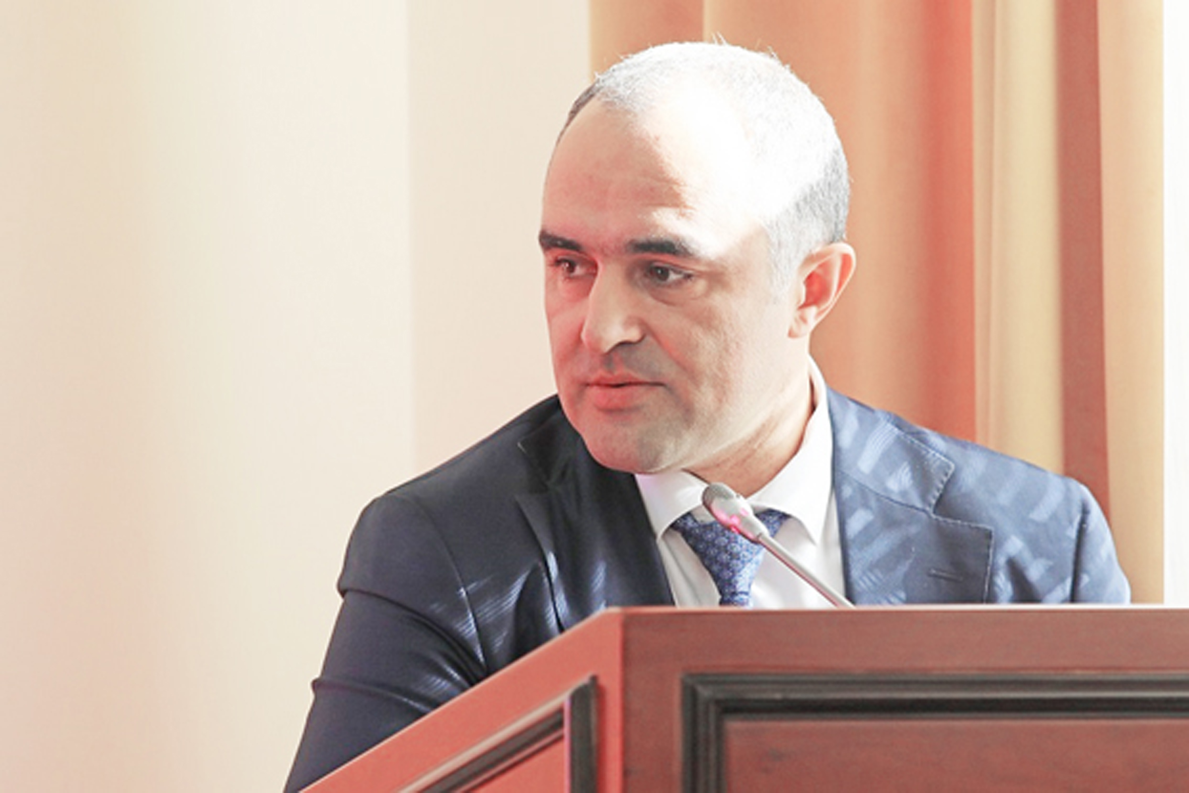 Юрий ГЬАМЗАТОВ:  «Экономиканы оьсювюнде янгылыкълар пайдаландырыла»