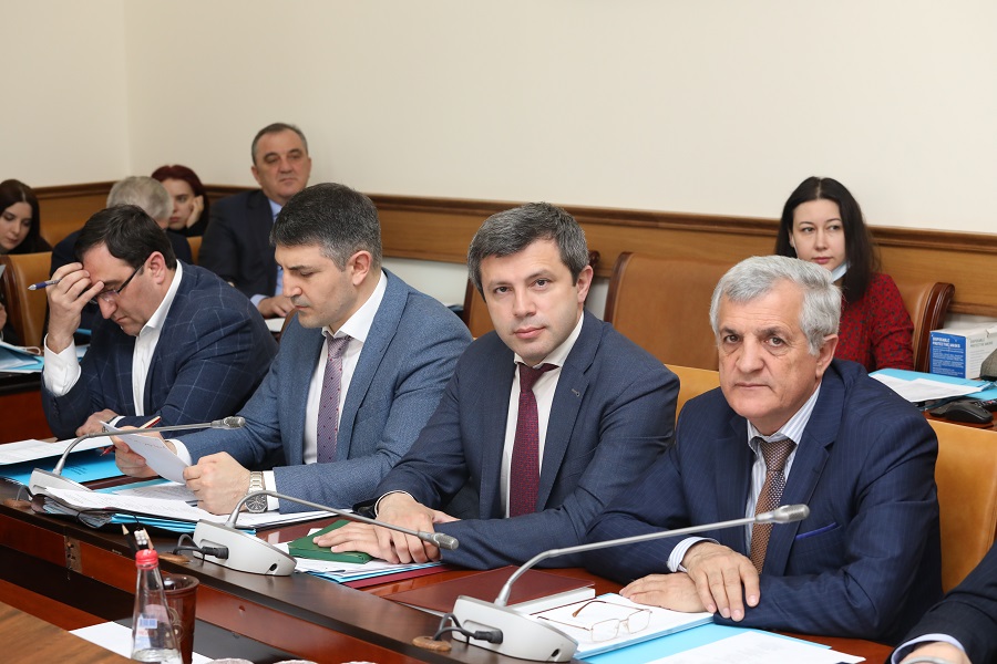 В Правительстве Дагестана рассмотрели реализацию инвестпроектов ООО «Русские ярмарки»