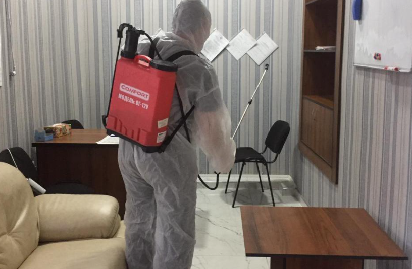 В Хасавюртовском районе проведены дезинфекционные мероприятия служебных помещений