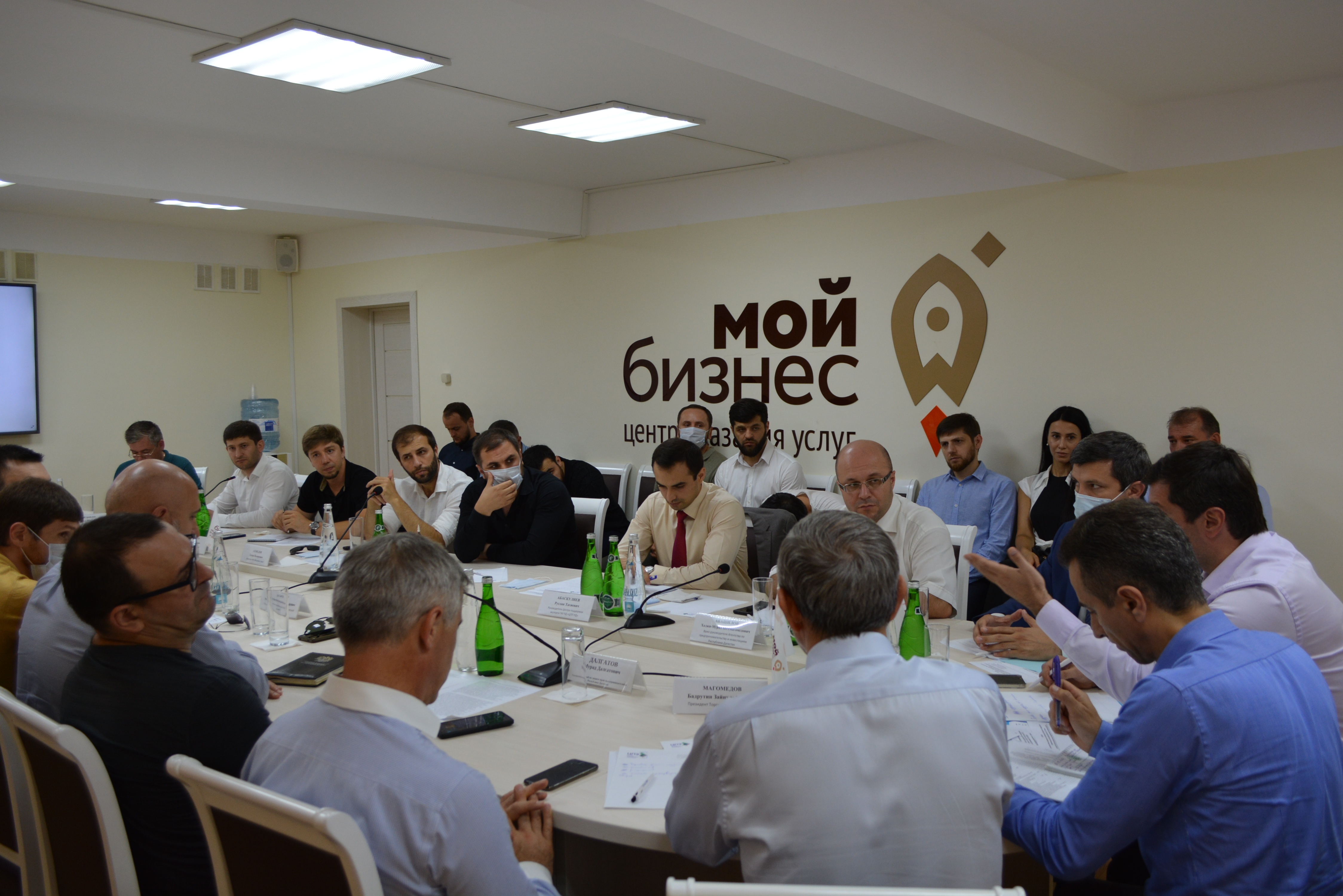 Развитие рекламной отрасли Дагестана обсудили под руководством Батыра Эмеева