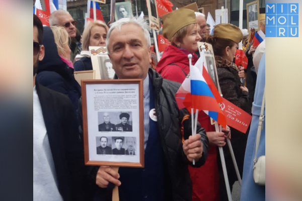 Байрам Абдулаев принял участие в «Бессмертном полку» в Москве
