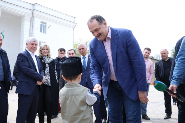 Сергей Меликов пообщался с жителями  Дагестанских Огней