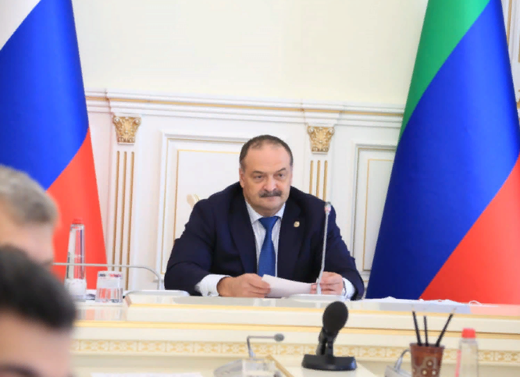 Сергей Меликов призвал навести порядок на рынках Хасавюрта