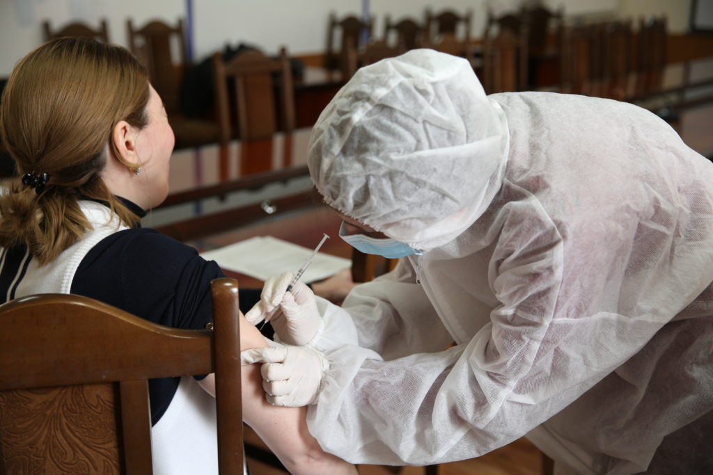 В Дагестане более 614 тысяч человек вакцинировались от коронавирусной инфекции