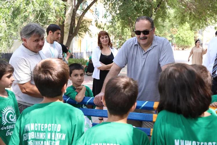 Сергей Меликов побывал в детском лагере «Солнечный берег»