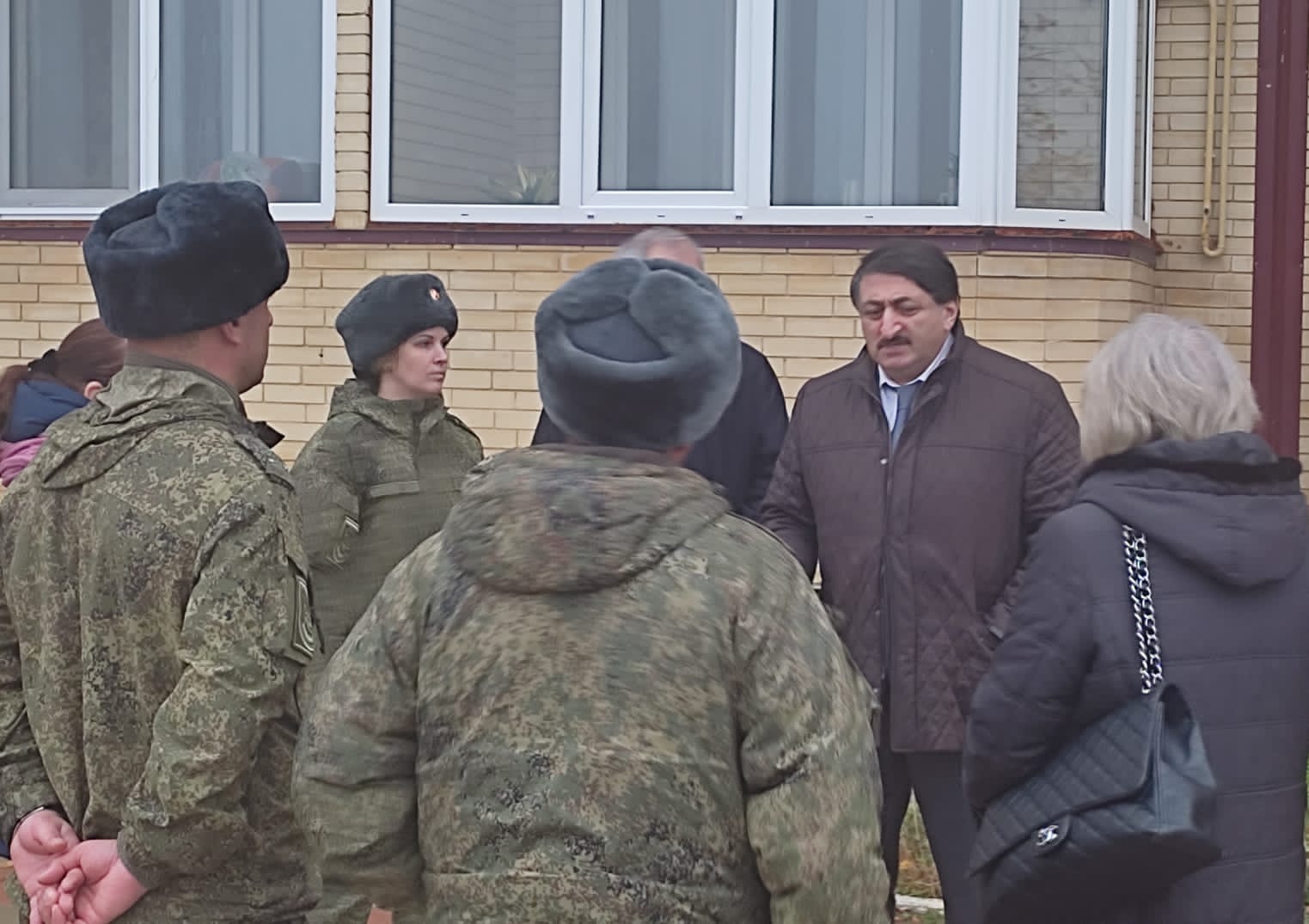 Депутат ГД РФ Гасанов Д.Н. «…Взять под опеку военные городки…»