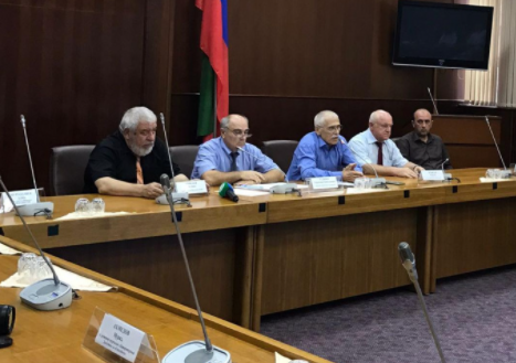 Умаросман Гаджиев встретился с писательским сообществом Дагестана