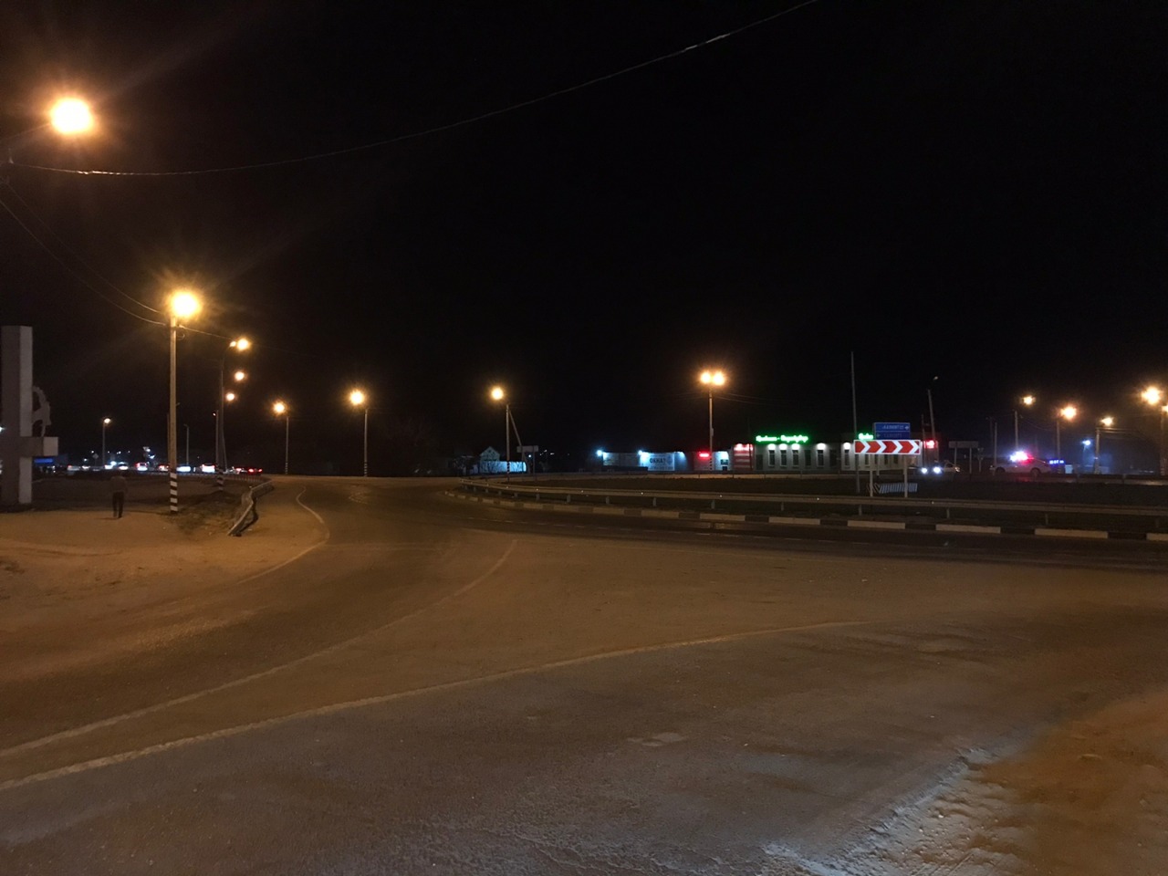 Часть жителей села Каякент перекрыла федеральную трассу