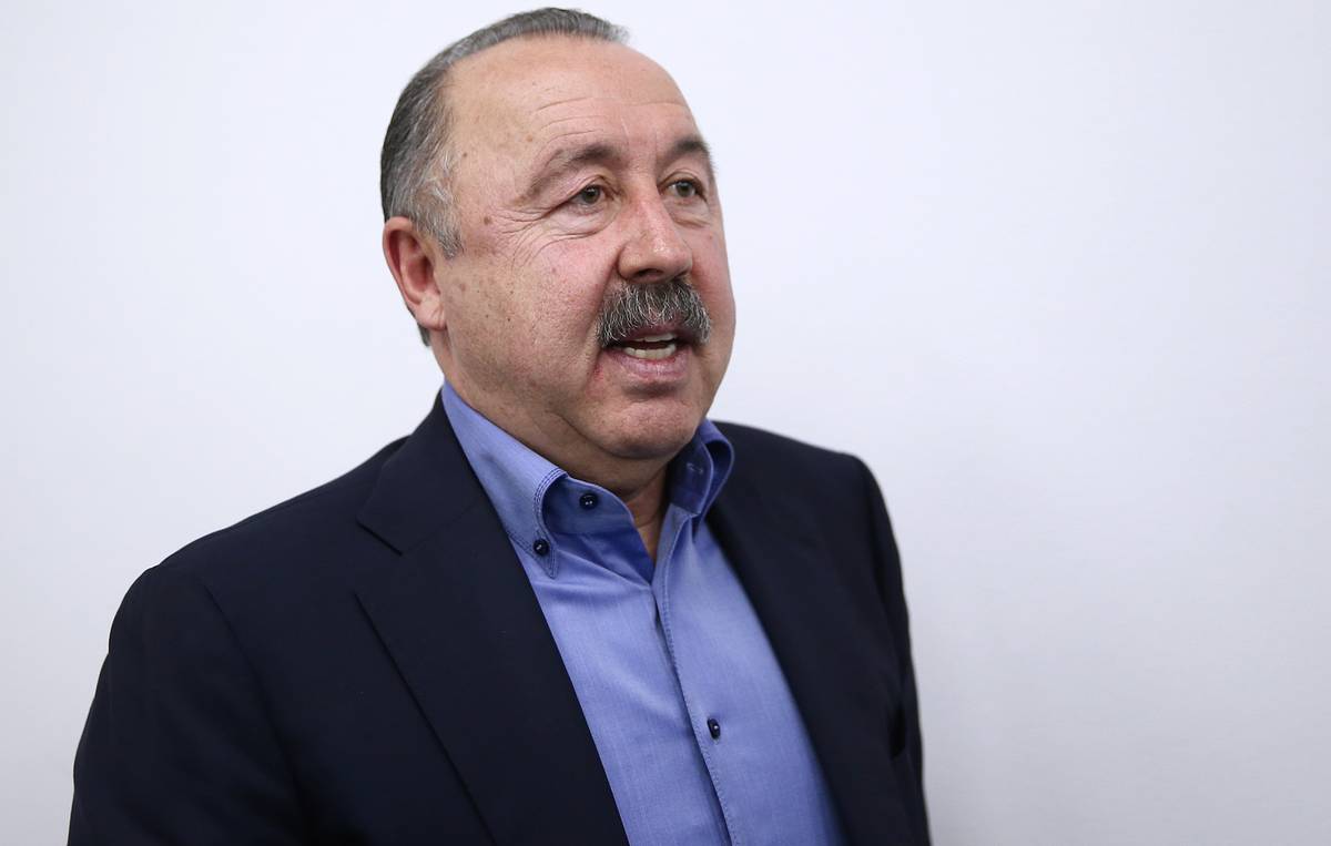 Валерий Газзаев поздравил всех с очень важным днем