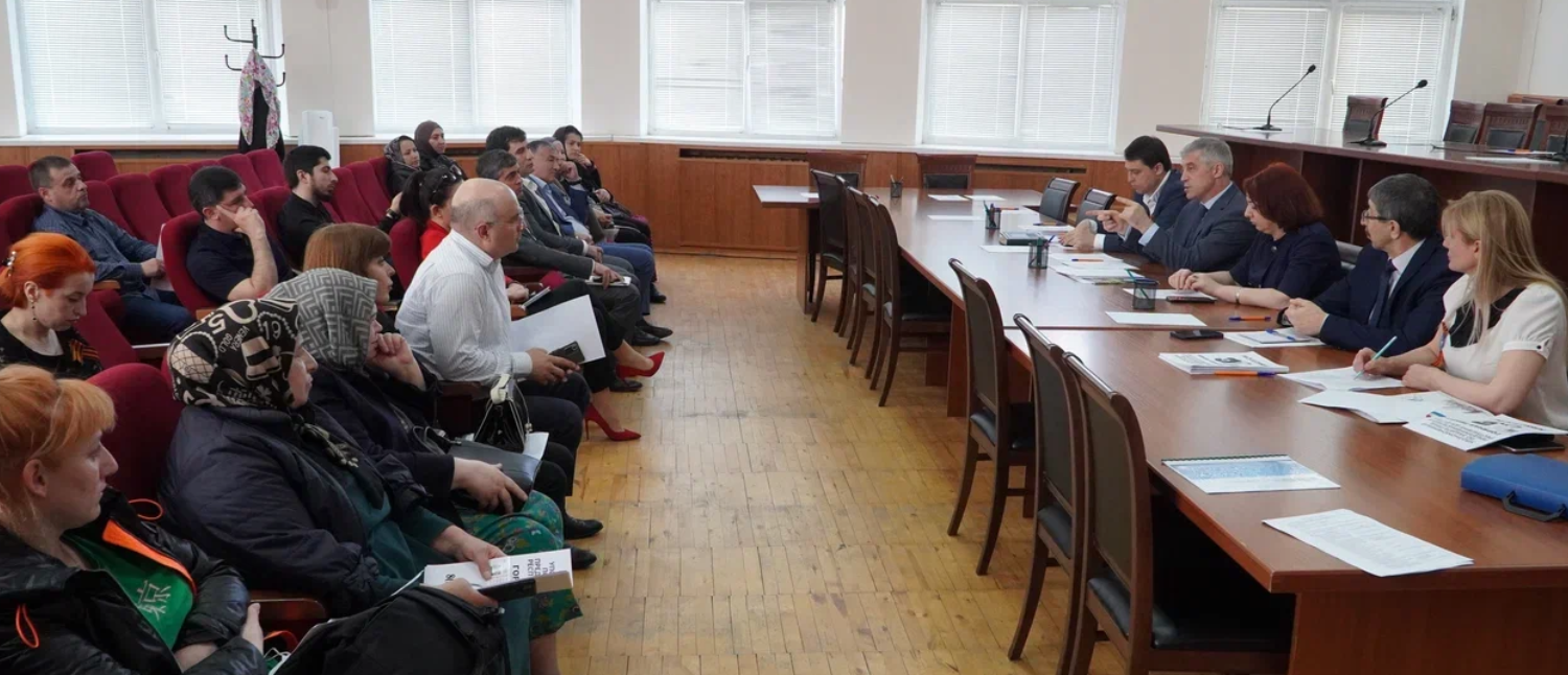 Бизнес-сообщество Каспийска встретилось с Уполномоченным по защите прав предпринимателей в РД