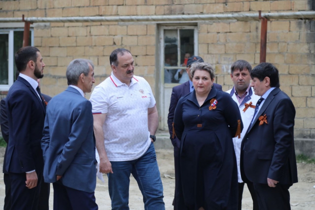 Развитие здравоохранения в Акушинском районе изучил Глава Дагестана