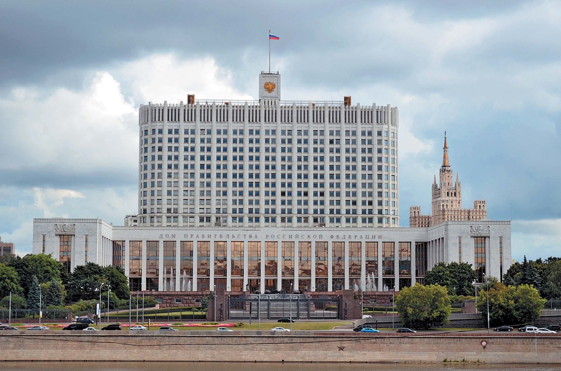 В правительстве России сменятся пять министров
