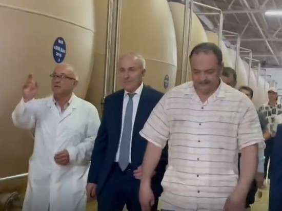 Сергей Меликов посетил винно-коньячный завод «Избербашский»