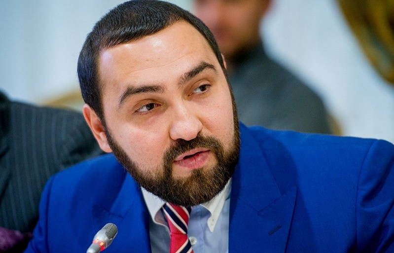 Султан Хамзаев поздравил мусульман с праздником Курбан-байрам