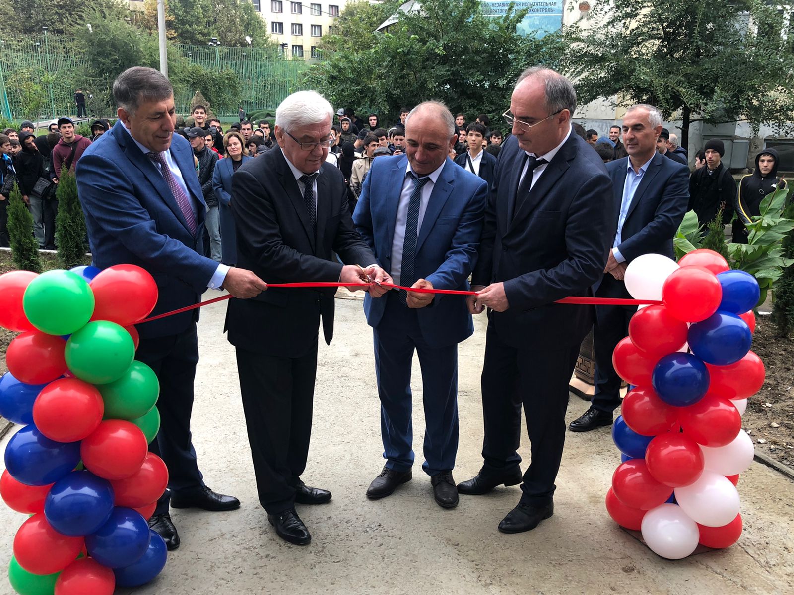 В автодорожном колледже открылись автомобильные мастерские