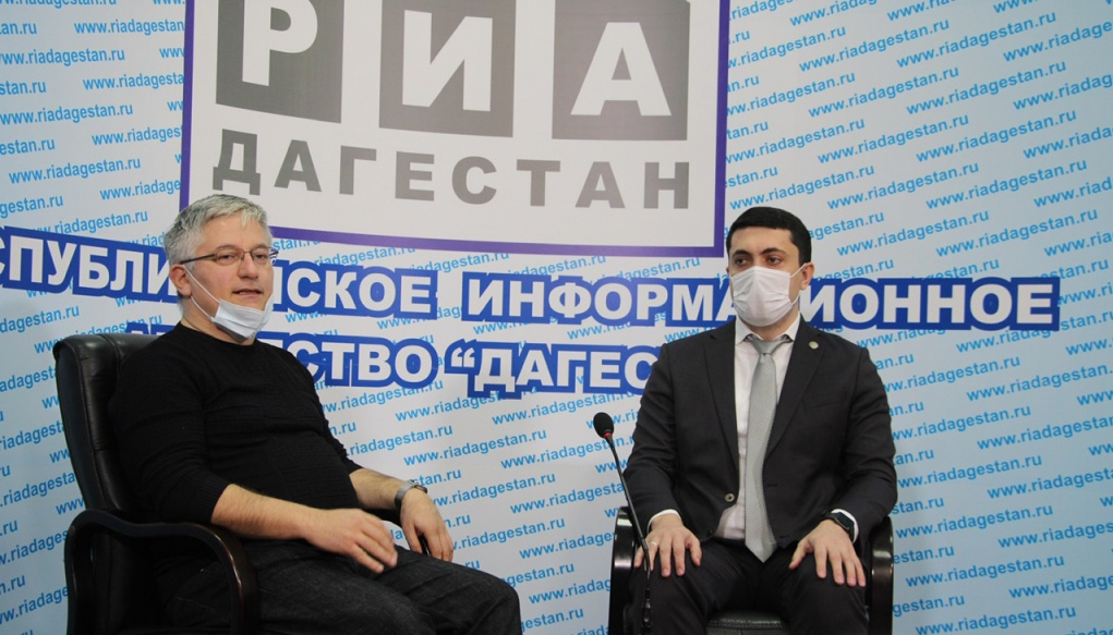 На площадке информагентства «Дагестан» прошел брифинг с участием врио главы Минмолодежи РД К. Саидовым