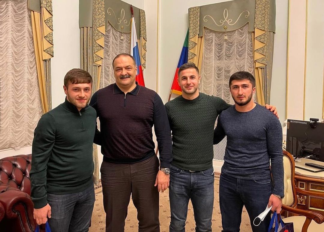 Меликов в Москве встретился с дагестанскими врачами