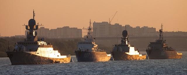31 июля, в День ВМФ, каждый желающий сможет наблюдать Парад