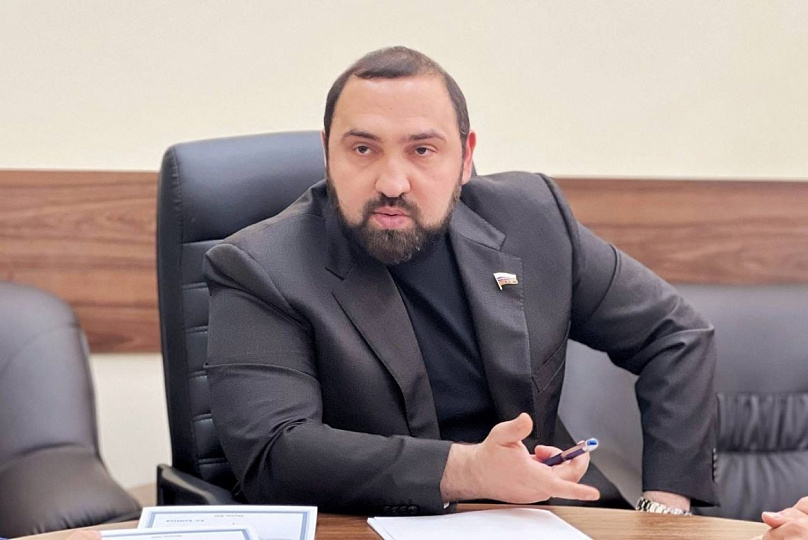 Султан Хамзаев: "Выступаю за полный запрет продажи вейпов в нашей стране"Диана Муталибова