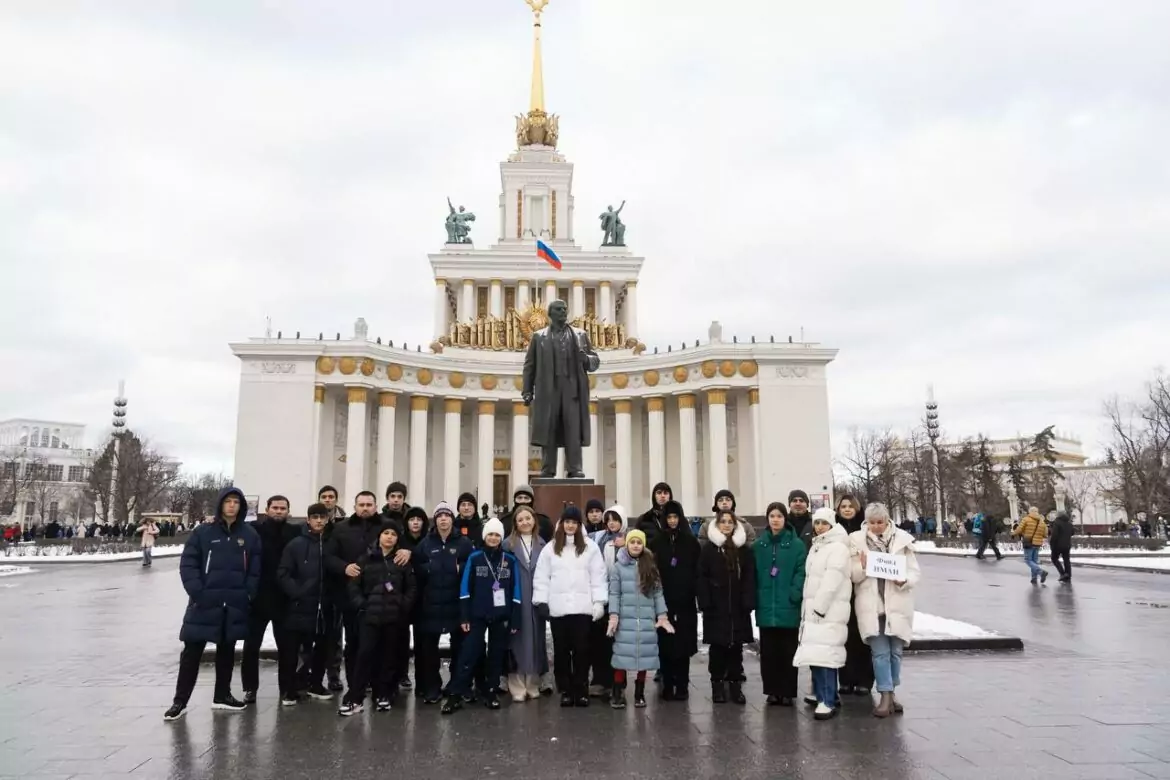 Юные таланты из Дагестана проводят зимние каникулы в Москве